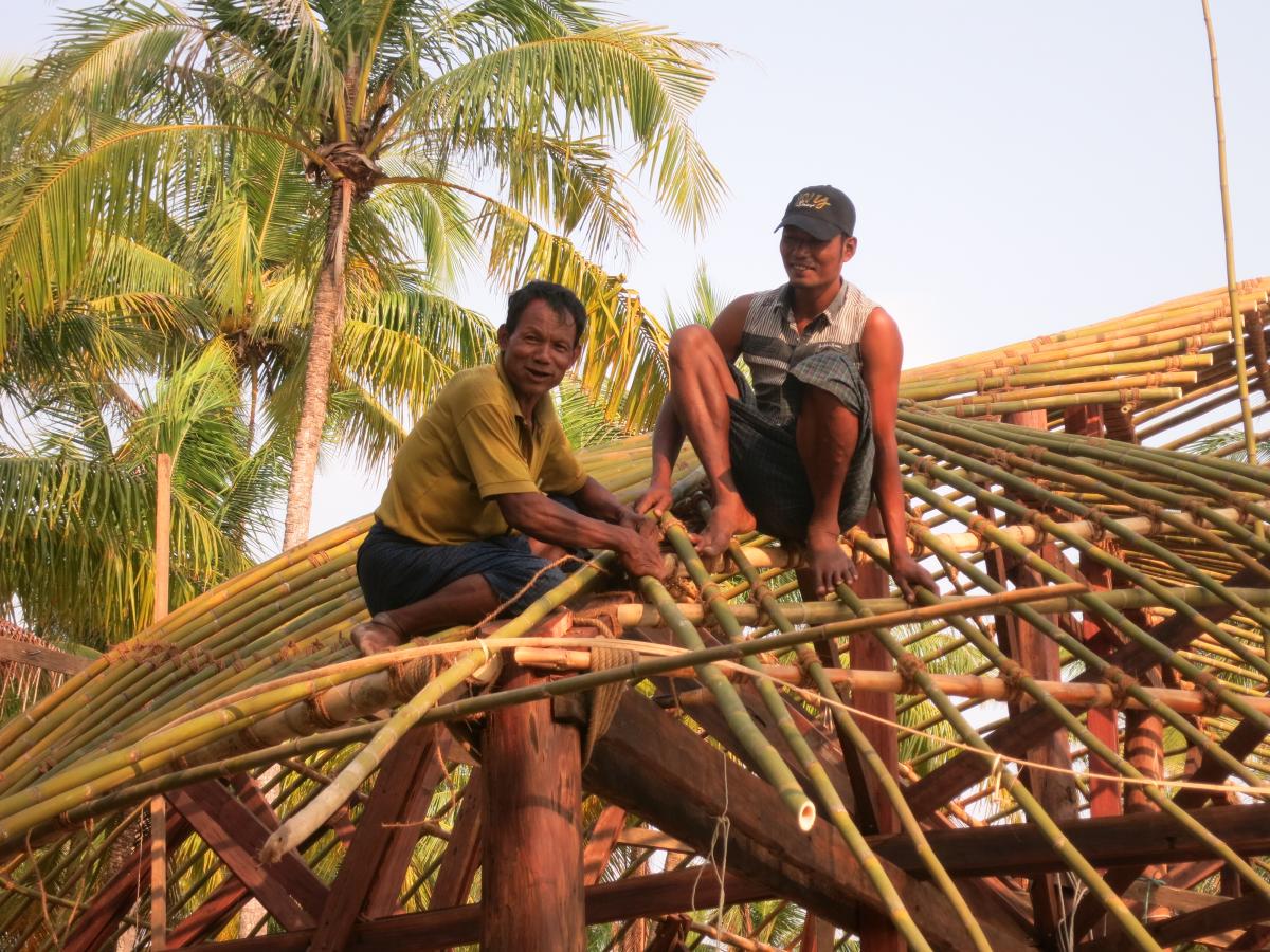 A good step ahead - the finer roof structure is being fitted with Hti-Wa bamboo